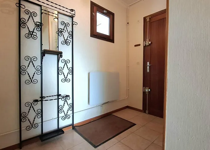 T3 Spacieux Avec Terrasse Et Parking, Proche Telesiege - Fr-1-592-92 Apartment *